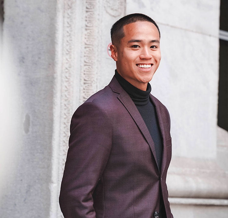 Man smiling staff-06